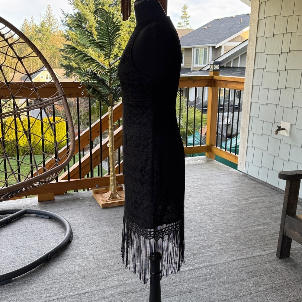 Pink Stitch | Lace Dress with Tassel Bottom - Picture 4 of 10